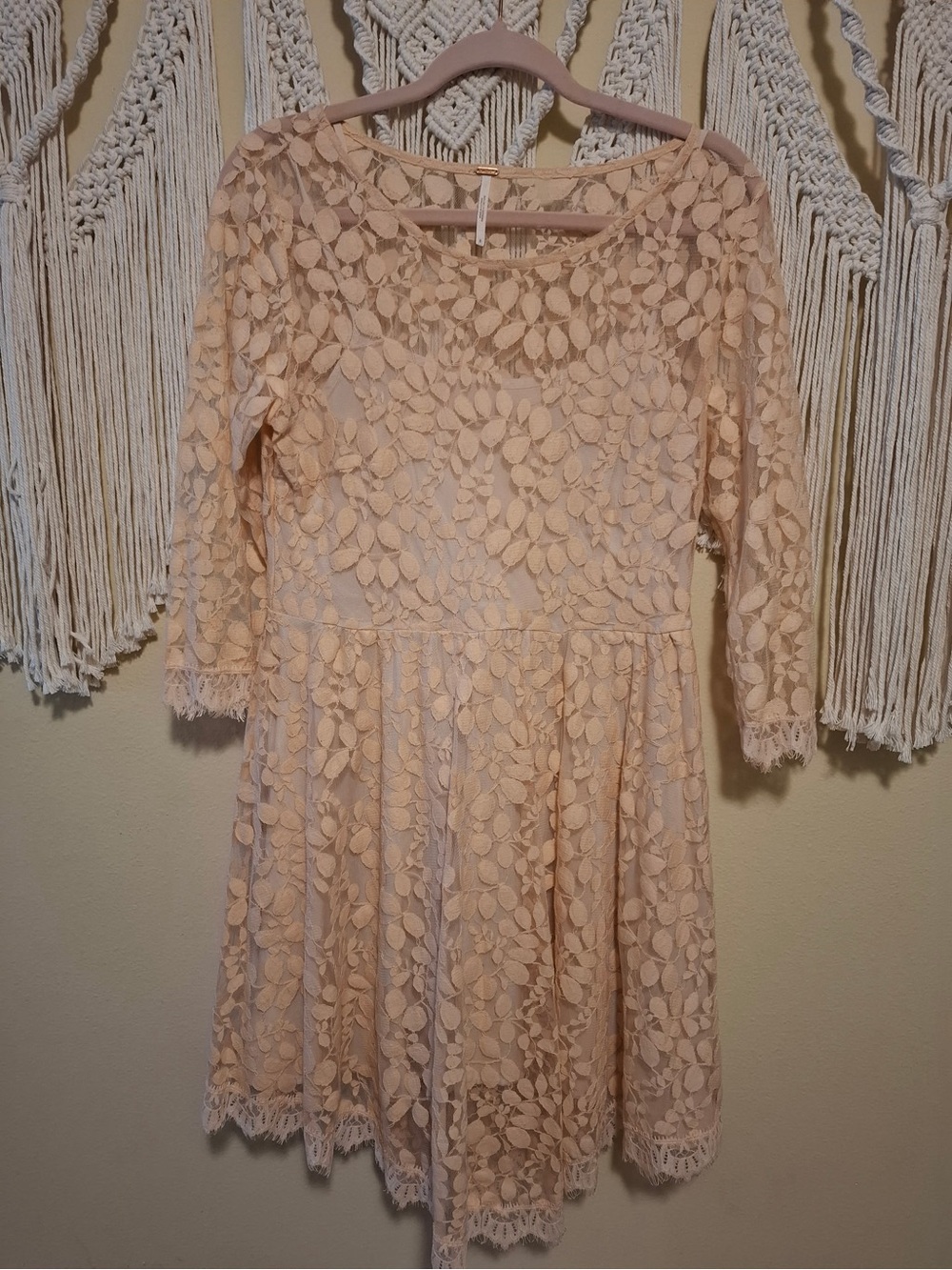 Free People Lace Overlay 3/4 sleeve dress size 8